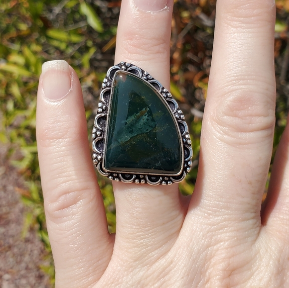 New Bloodstone 925 Silver Ring. - Picture 5 of 10